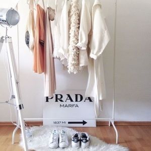 Meet your Posher, Meg